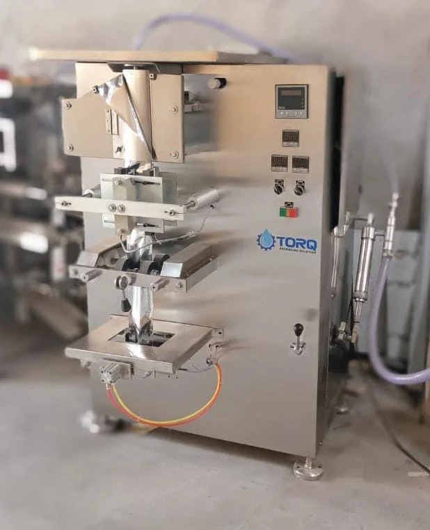 Liquid pouch packing machine