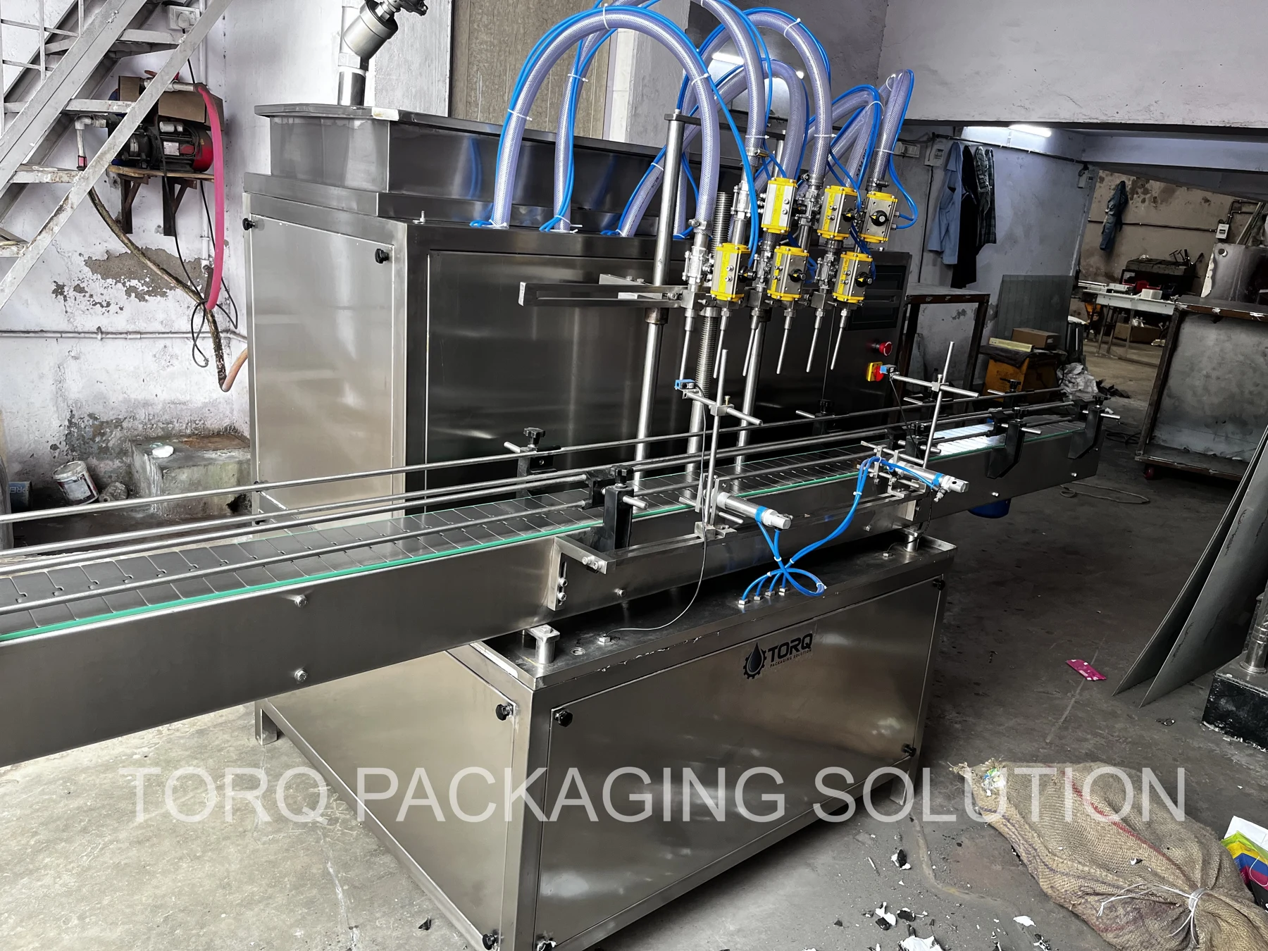 Automatic Oil Filling Machine, view 2