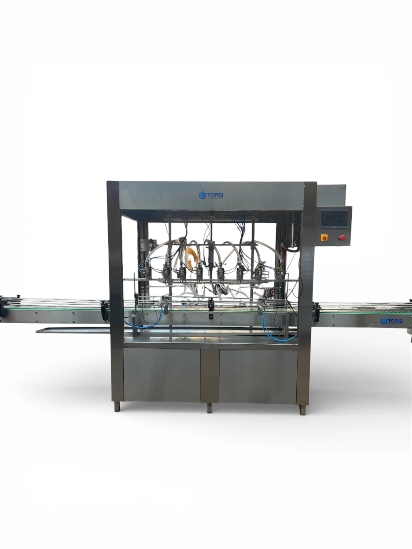 Enclosed bottle filling machine — studio view